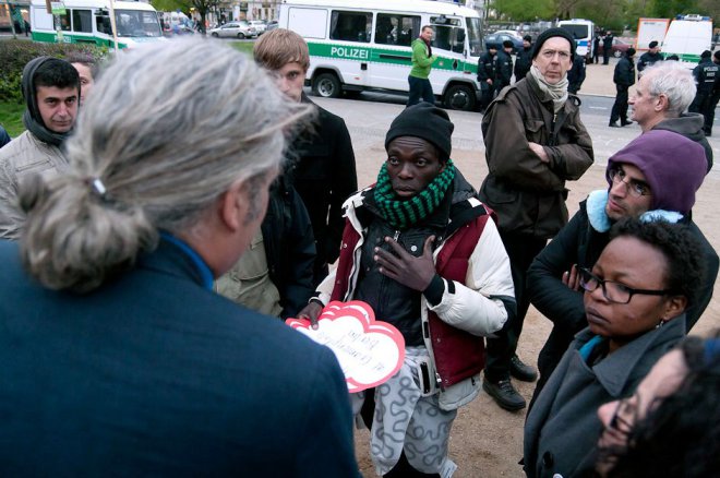 Solidarität statt Hilfe